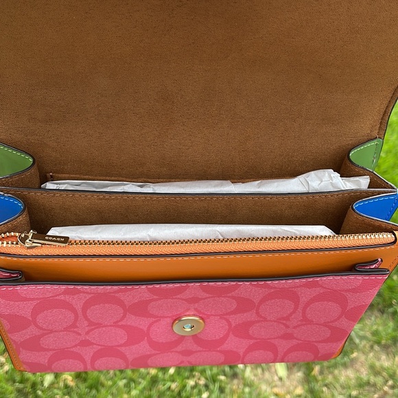 COACH Klare Crossbody In Blocked Signature Canvas - Picture 12 of 13